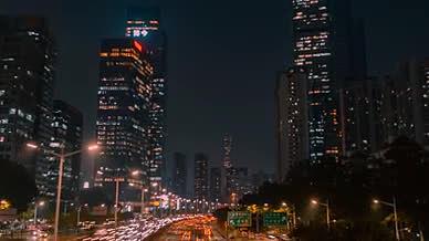 4K深圳繁华地标平安金融中心车流夜景延时视频的预览图